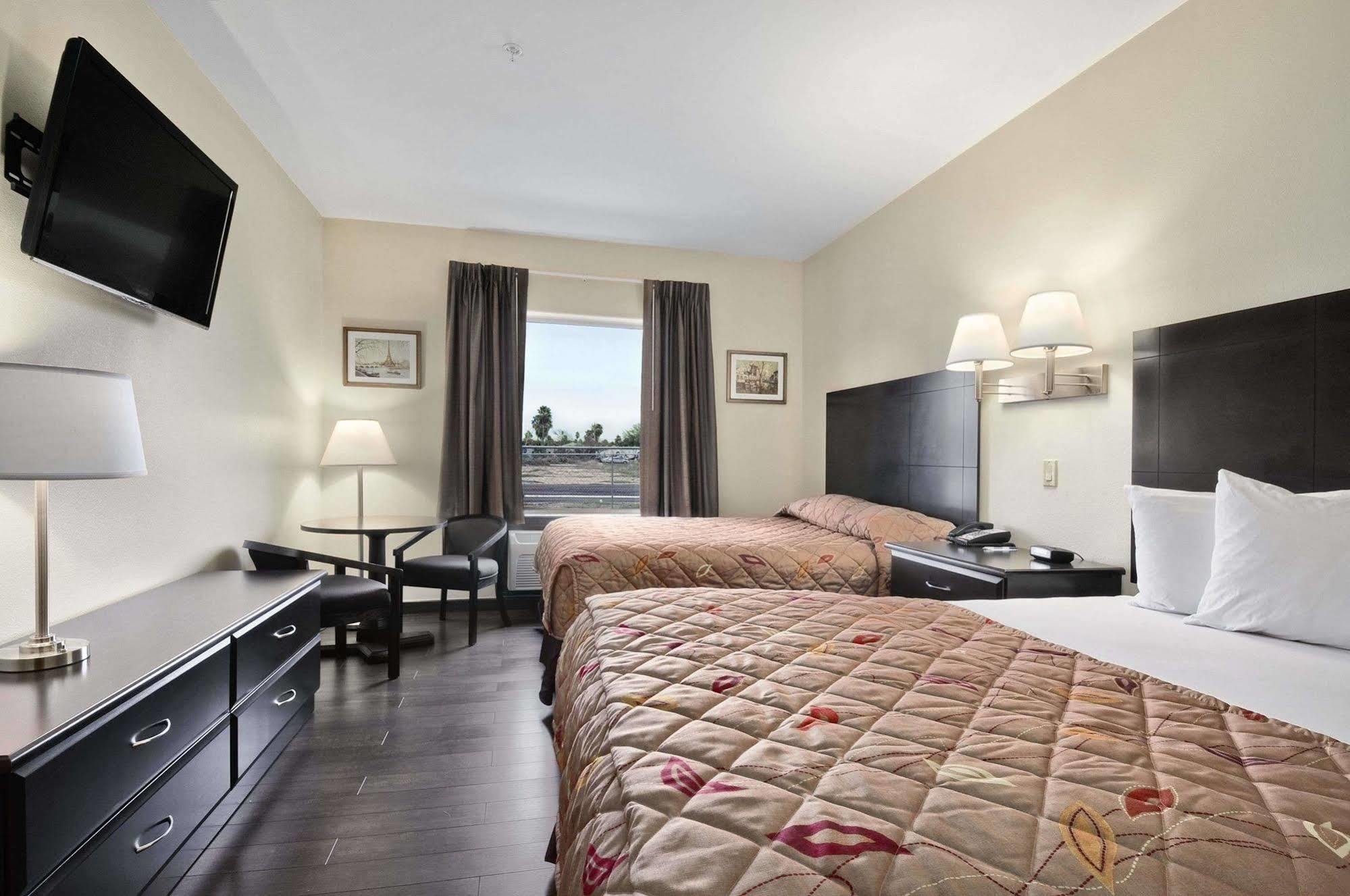 Travelodge Pharr McAllen Exterior photo